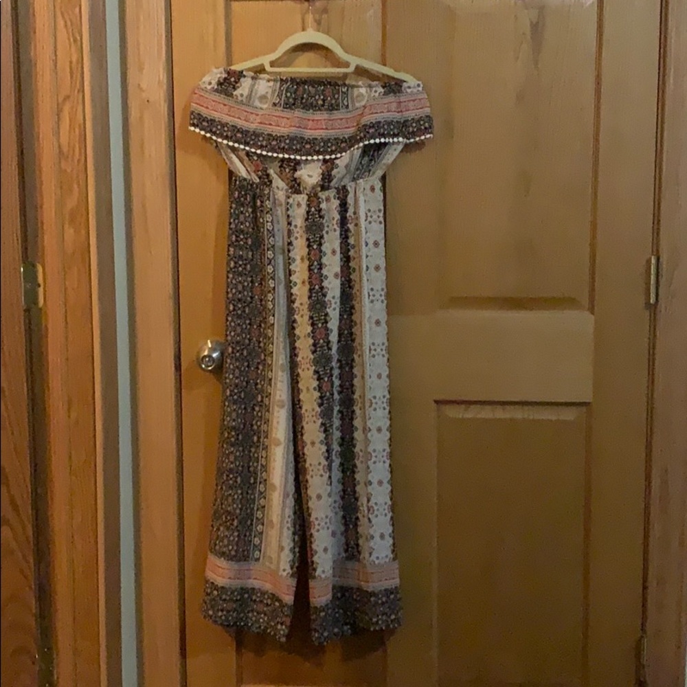 Patterned Jumpsuit - Picture 3 of 4